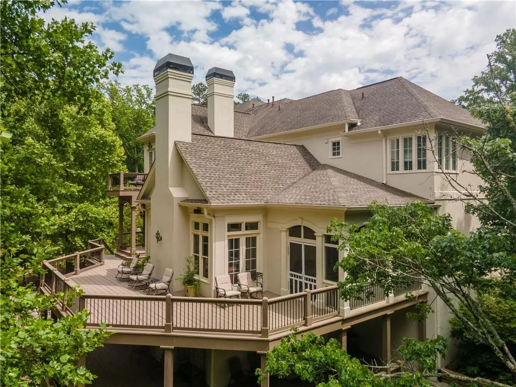8470 Lazy Oaks Court, Atlanta, Georgia 30350, 8 Bedrooms Bedrooms, ,5 BathroomsBathrooms,Residential,For Sale,8470 Lazy Oaks Court,7582461