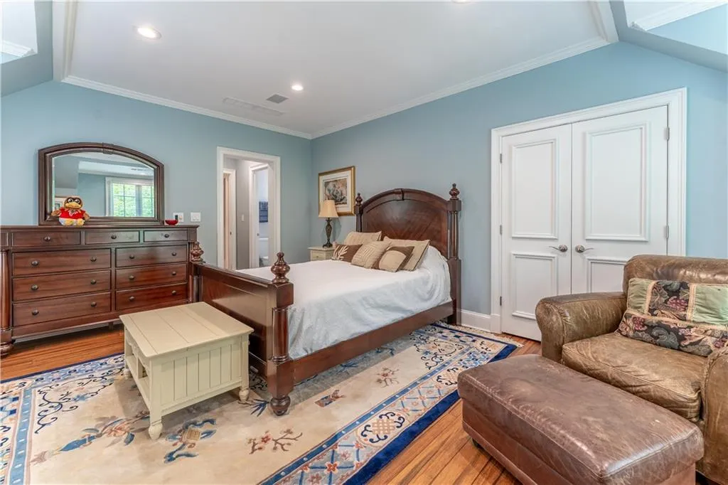 Upper Level Bedroom