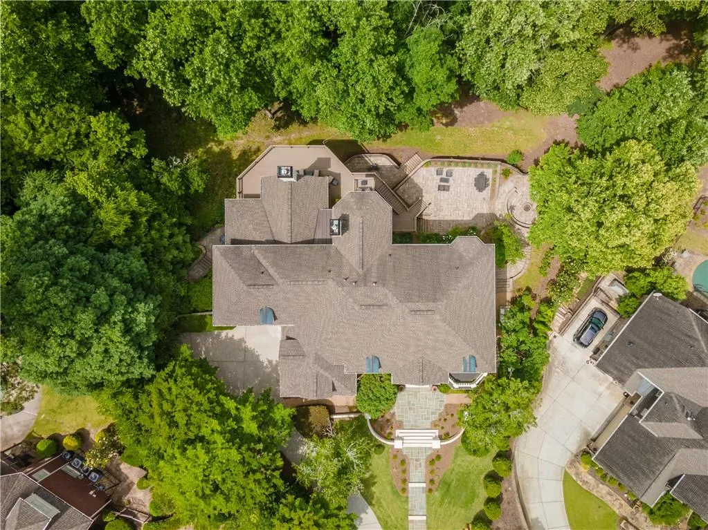 8470 Lazy Oaks Court, Atlanta, Georgia 30350, 8 Bedrooms Bedrooms, ,5 BathroomsBathrooms,Residential,For Sale,8470 Lazy Oaks Court,7582461