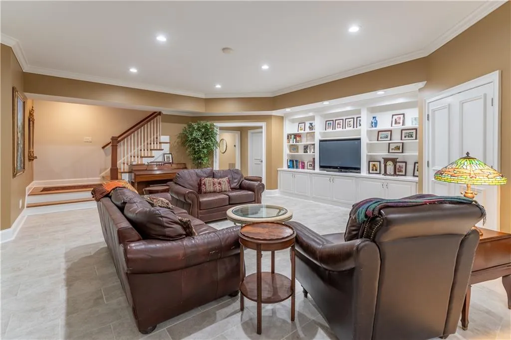 Terrace Level Family Room
