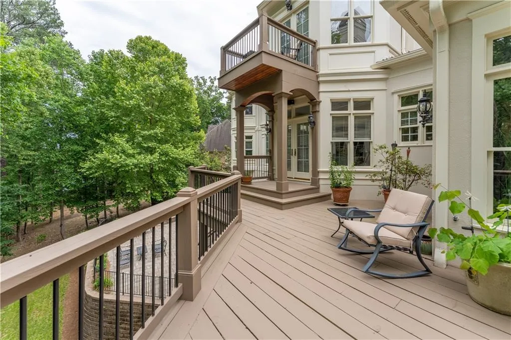 8470 Lazy Oaks Court, Sandy Springs, Georgia 30350, 8 Bedrooms Bedrooms, ,5 BathroomsBathrooms,Residential,For Sale,8470 Lazy Oaks Court,7582461