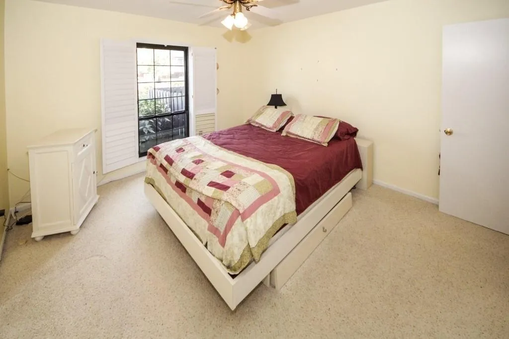 6851 Roswell Road Unit L-16, Sandy Springs, Georgia 30328, 3 Bedrooms Bedrooms, ,2 BathroomsBathrooms,Residential,Sold,6851 Roswell Road Unit L-16,6517748