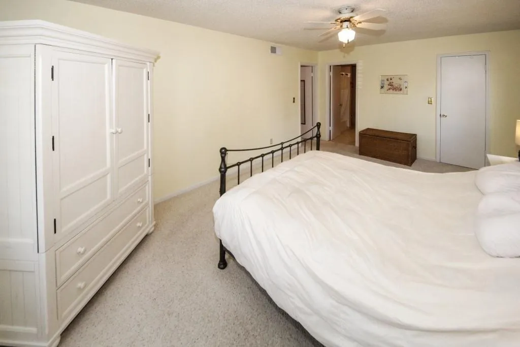6851 Roswell Road Unit L-16, Sandy Springs, Georgia 30328, 3 Bedrooms Bedrooms, ,2 BathroomsBathrooms,Residential,Sold,6851 Roswell Road Unit L-16,6517748