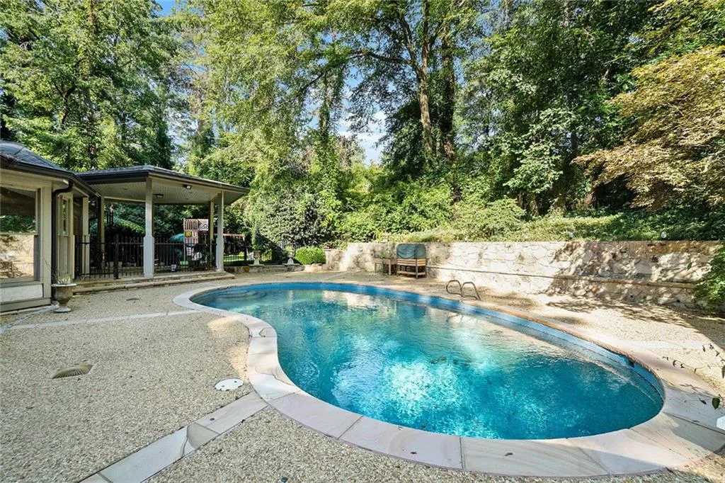 4635 Mount Paran Parkway, Atlanta, Georgia 30327, 4 Bedrooms Bedrooms, ,3 BathroomsBathrooms,Residential,For Sale,4635 Mount Paran Parkway,7653800