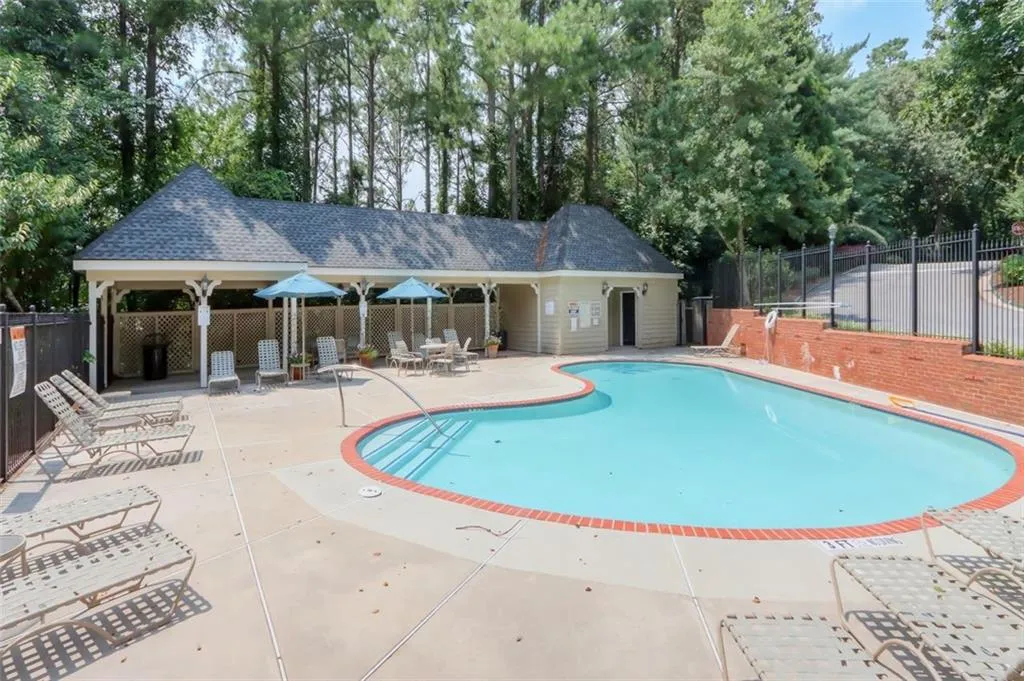 405 Bainbridge Drive, Atlanta, Georgia 30327, 4 Bedrooms Bedrooms, ,3 BathroomsBathrooms,Residential,Sold,405 Bainbridge Drive,6922669