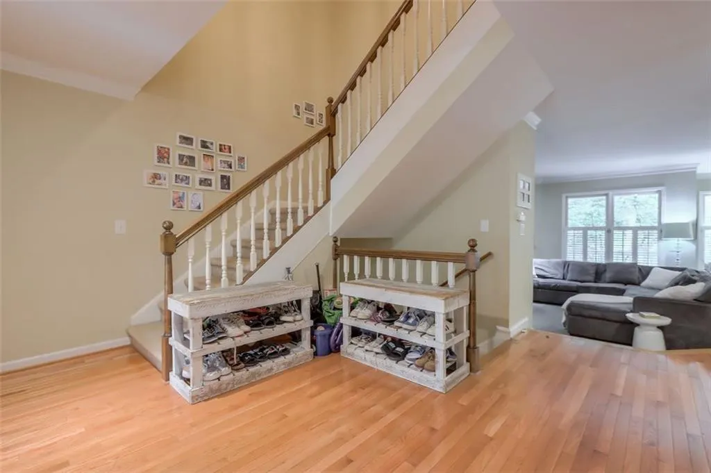 405 Bainbridge Drive, Atlanta, Georgia 30327, 4 Bedrooms Bedrooms, ,3 BathroomsBathrooms,Residential,Sold,405 Bainbridge Drive,6922669