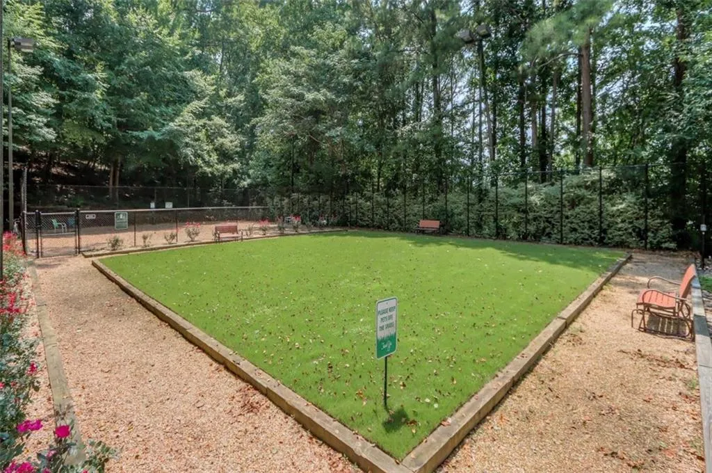 405 Bainbridge Drive, Atlanta, Georgia 30327, 4 Bedrooms Bedrooms, ,3 BathroomsBathrooms,Residential,Sold,405 Bainbridge Drive,6922669