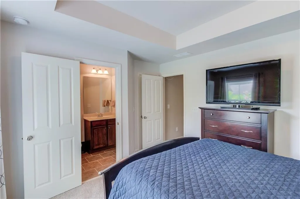7340 Glisten Avenue, Sandy Springs, Georgia 30328, 3 Bedrooms Bedrooms, ,3 BathroomsBathrooms,Residential,Sold,7340 Glisten Avenue,7106236