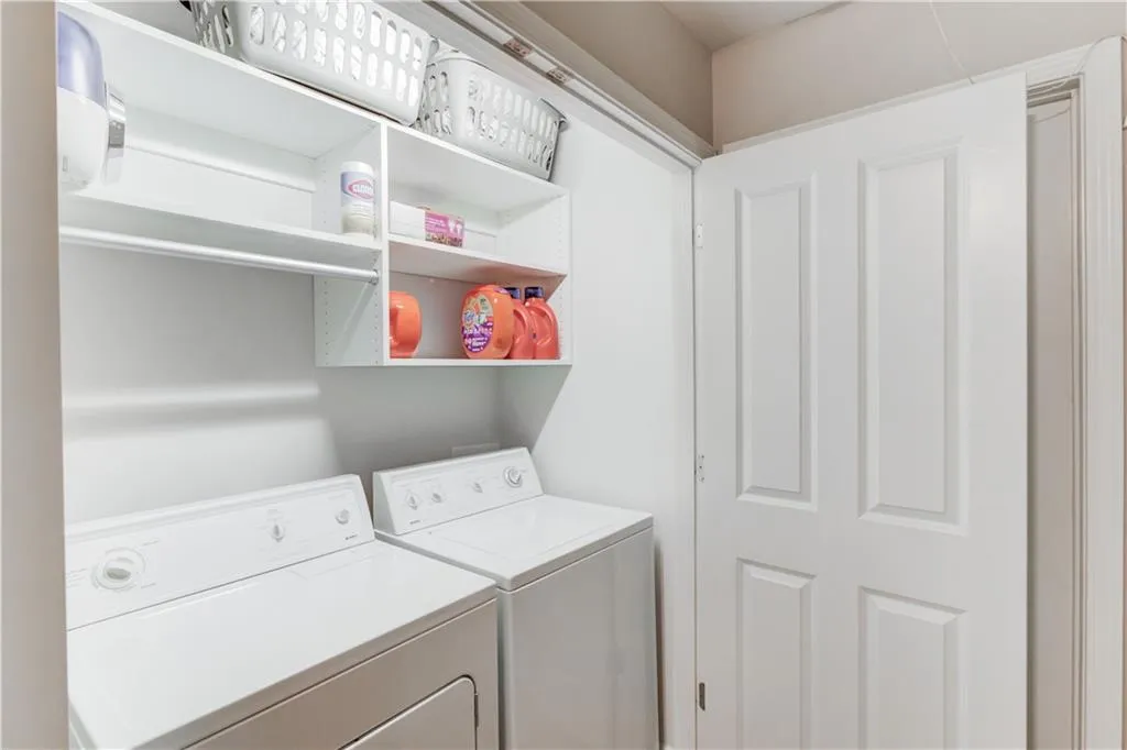 7340 Glisten Avenue, Sandy Springs, Georgia 30328, 3 Bedrooms Bedrooms, ,3 BathroomsBathrooms,Residential,Sold,7340 Glisten Avenue,7106236