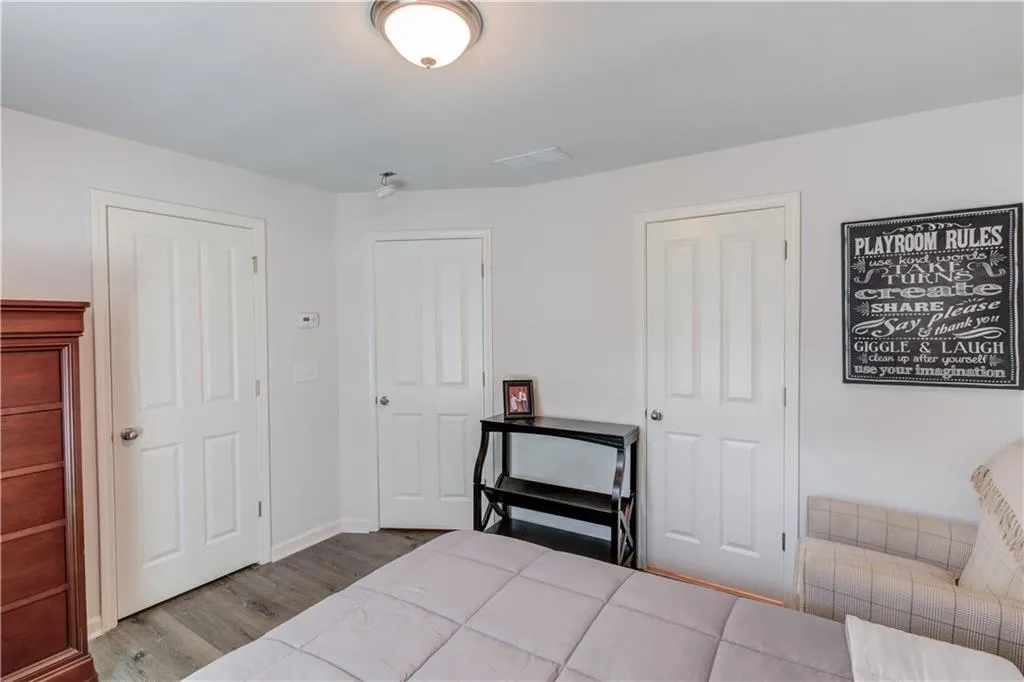7340 Glisten Avenue, Sandy Springs, Georgia 30328, 3 Bedrooms Bedrooms, ,3 BathroomsBathrooms,Residential,Sold,7340 Glisten Avenue,7106236