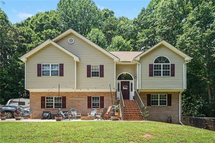 2364 W H Hayes Road, Jefferson, Georgia 30549