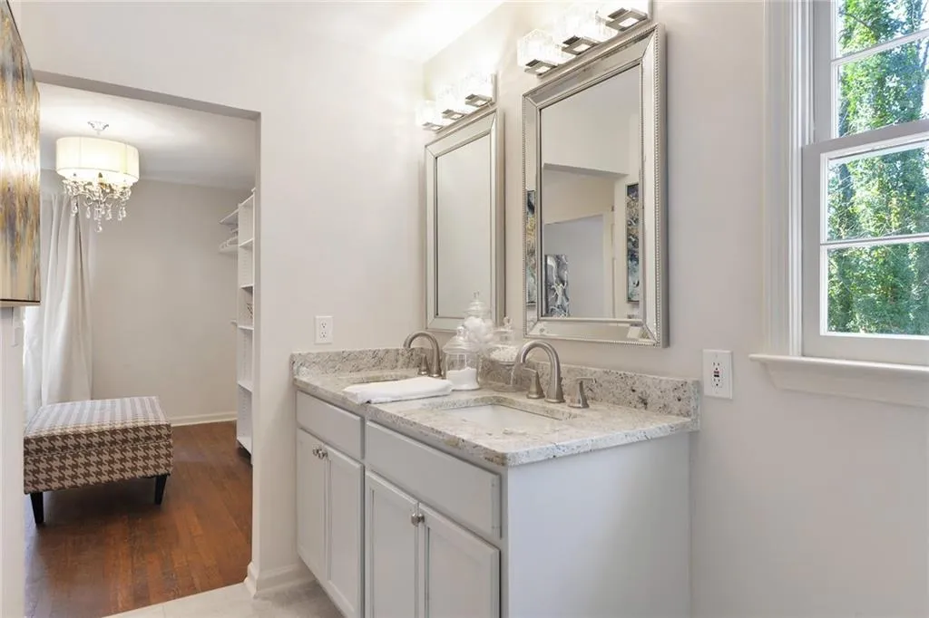 7250 Hunters Branch Drive, Atlanta, Georgia 30328, 4 Bedrooms Bedrooms, ,2 BathroomsBathrooms,Residential,Sold,7250 Hunters Branch Drive,6663277
