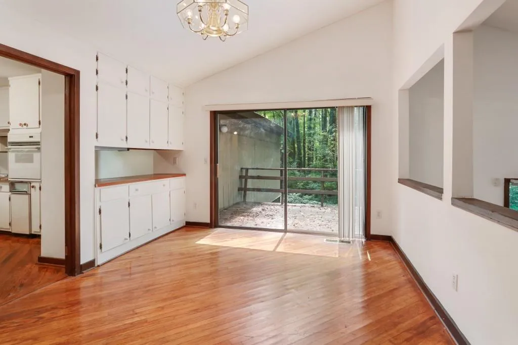 4906 Northland Drive, Atlanta, Georgia 30342, 3 Bedrooms Bedrooms, ,3 BathroomsBathrooms,Residential,Sold,4906 Northland Drive,6773249