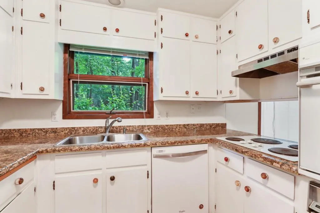4906 Northland Drive, Atlanta, Georgia 30342, 3 Bedrooms Bedrooms, ,3 BathroomsBathrooms,Residential,Sold,4906 Northland Drive,6773249