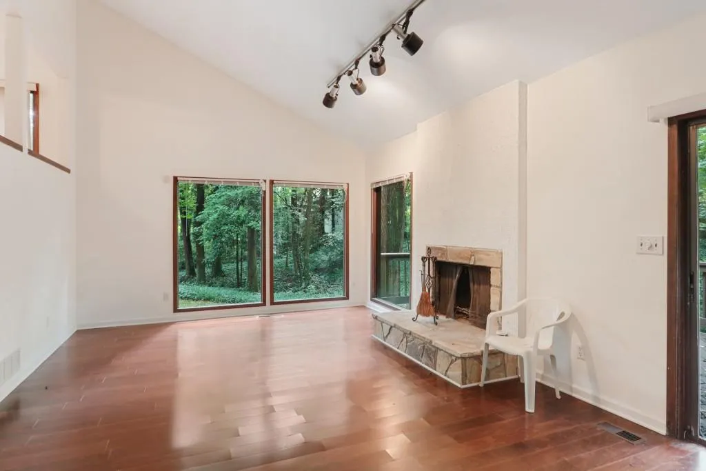 4906 Northland Drive, Atlanta, Georgia 30342, 3 Bedrooms Bedrooms, ,3 BathroomsBathrooms,Residential,Sold,4906 Northland Drive,6773249