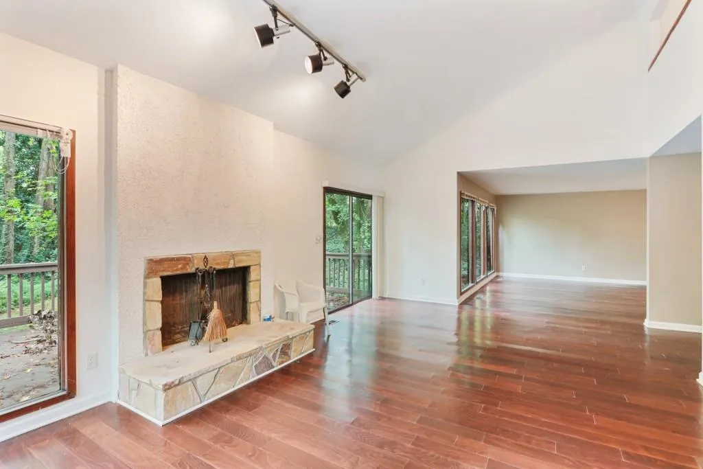 4906 Northland Drive, Atlanta, Georgia 30342, 3 Bedrooms Bedrooms, ,3 BathroomsBathrooms,Residential,Sold,4906 Northland Drive,6773249