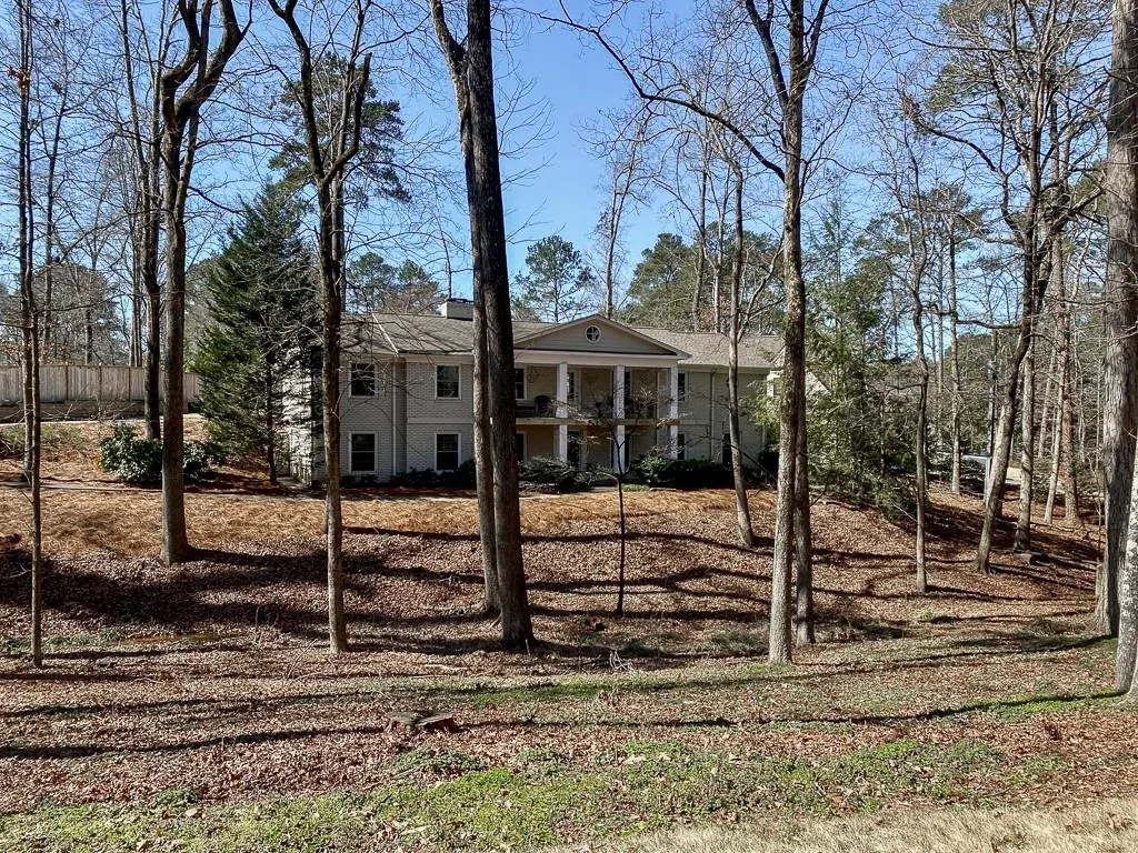 4534 Mount Paran Parkway, Sandy Springs, Georgia 30327, 5 Bedrooms Bedrooms, ,3 BathroomsBathrooms,Residential,Sold,4534 Mount Paran Parkway,6832175