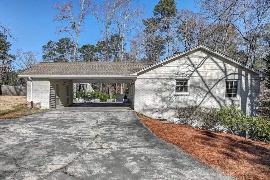 4534 Mount Paran Parkway, Sandy Springs, Georgia 30327, 5 Bedrooms Bedrooms, ,3 BathroomsBathrooms,Residential,Sold,4534 Mount Paran Parkway,6832175