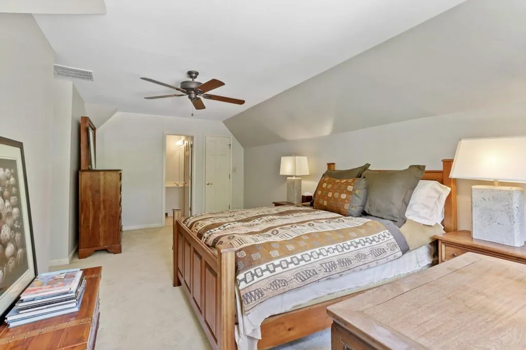 380 Spindle Court, Sandy Springs, Georgia 30350, 6 Bedrooms Bedrooms, ,5 BathroomsBathrooms,Residential,Sold,380 Spindle Court,6613197