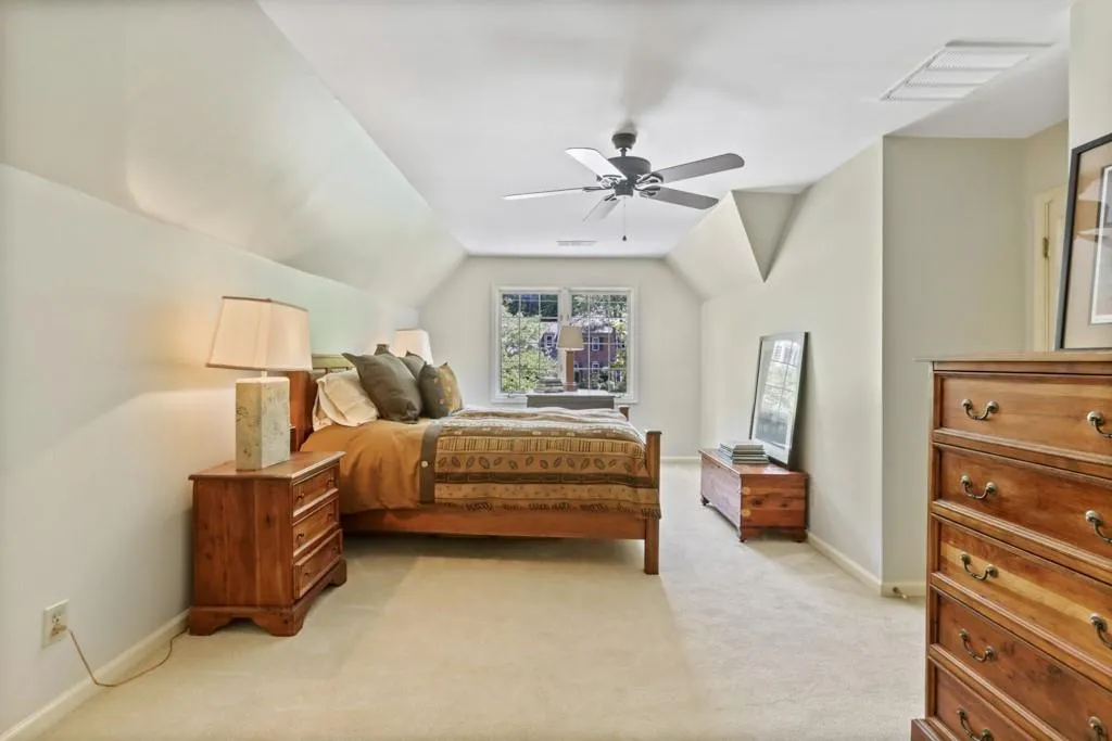 380 Spindle Court, Sandy Springs, Georgia 30350, 6 Bedrooms Bedrooms, ,5 BathroomsBathrooms,Residential,Sold,380 Spindle Court,6613197