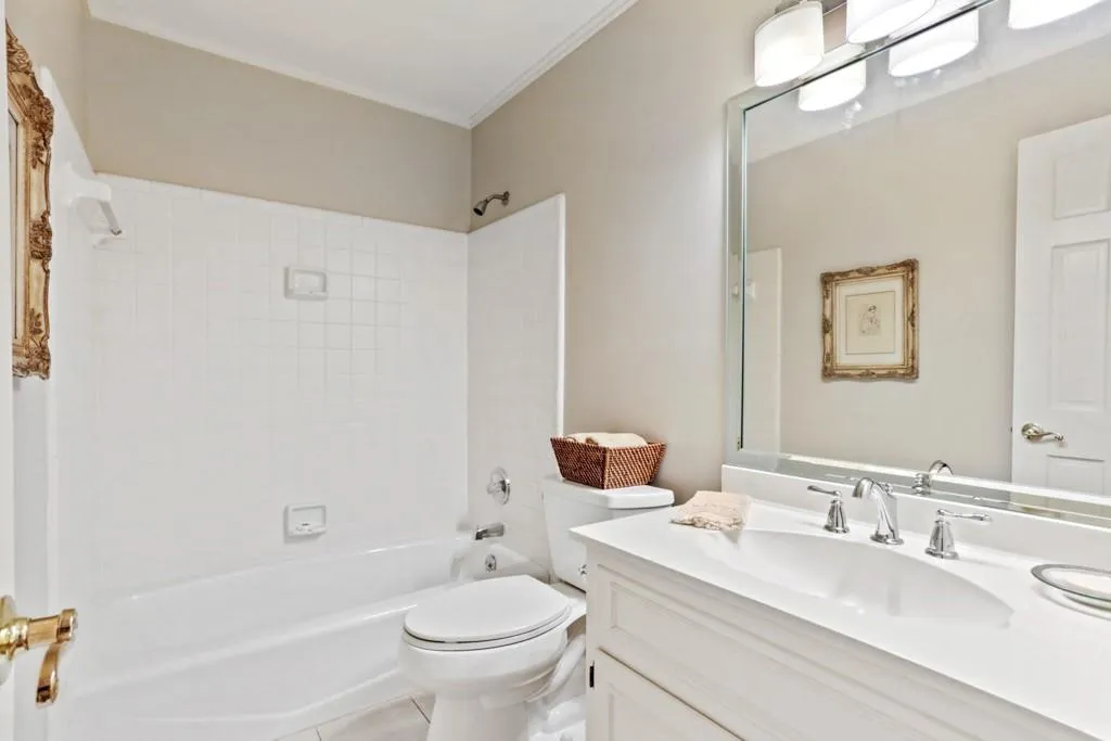 380 Spindle Court, Sandy Springs, Georgia 30350, 6 Bedrooms Bedrooms, ,5 BathroomsBathrooms,Residential,Sold,380 Spindle Court,6613197