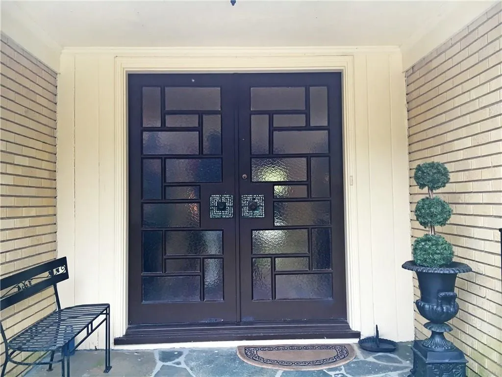 1490 Wesley Parkway, Atlanta, Georgia 30327, 4 Bedrooms Bedrooms, ,3 BathroomsBathrooms,Residential,Sold,1490 Wesley Parkway,5764538