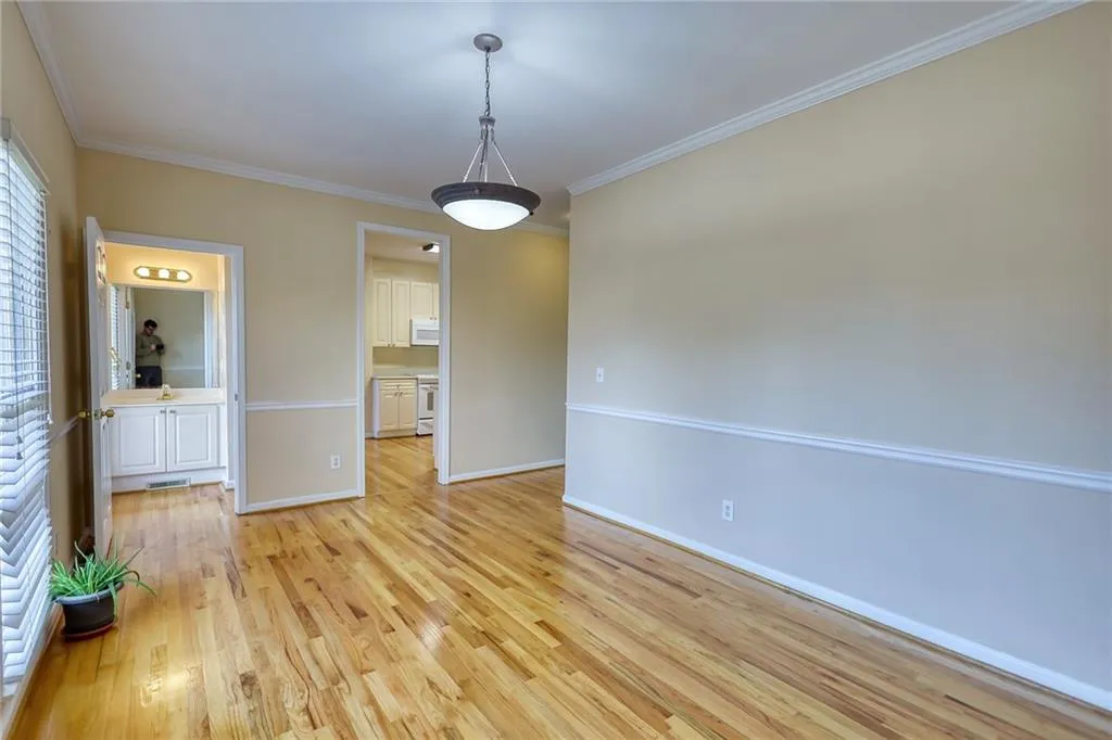 310 Halah Circle Ne, Sandy Springs, Georgia 30328, 3 Bedrooms Bedrooms, ,2 BathroomsBathrooms,Residential,Sold,310 Halah Circle Ne,7154886