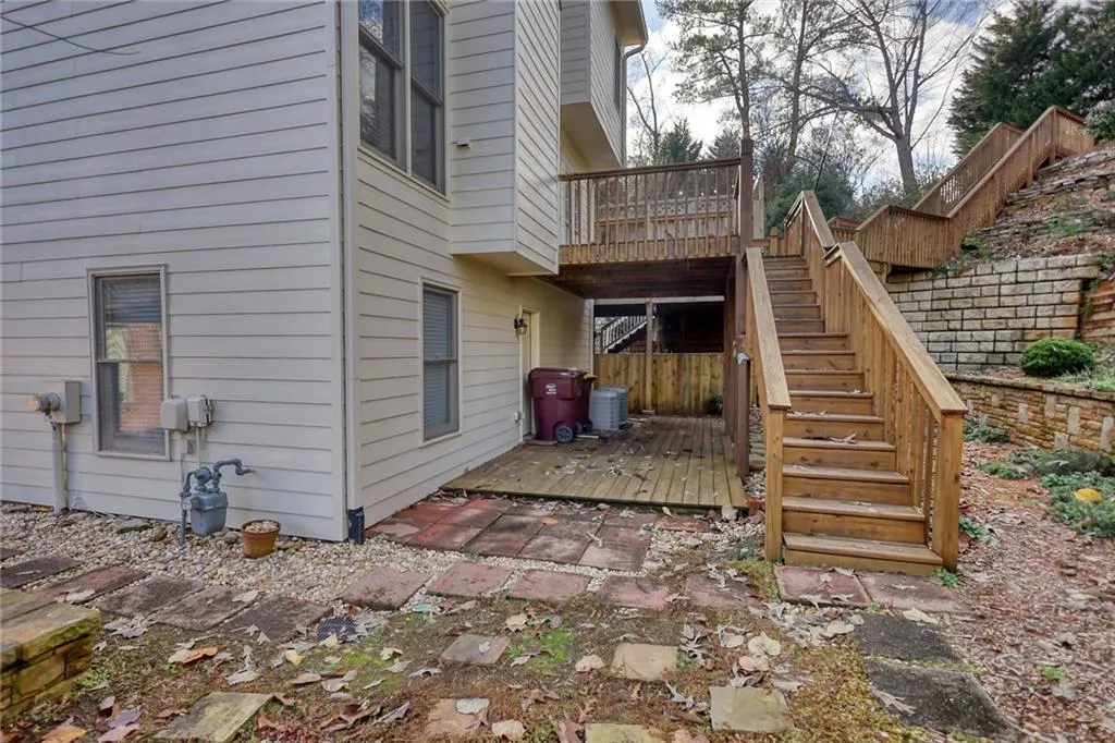 310 Halah Circle Ne, Sandy Springs, Georgia 30328, 3 Bedrooms Bedrooms, ,2 BathroomsBathrooms,Residential,Sold,310 Halah Circle Ne,7154886
