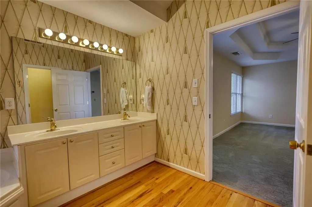 310 Halah Circle Ne, Sandy Springs, Georgia 30328, 3 Bedrooms Bedrooms, ,2 BathroomsBathrooms,Residential,Sold,310 Halah Circle Ne,7154886