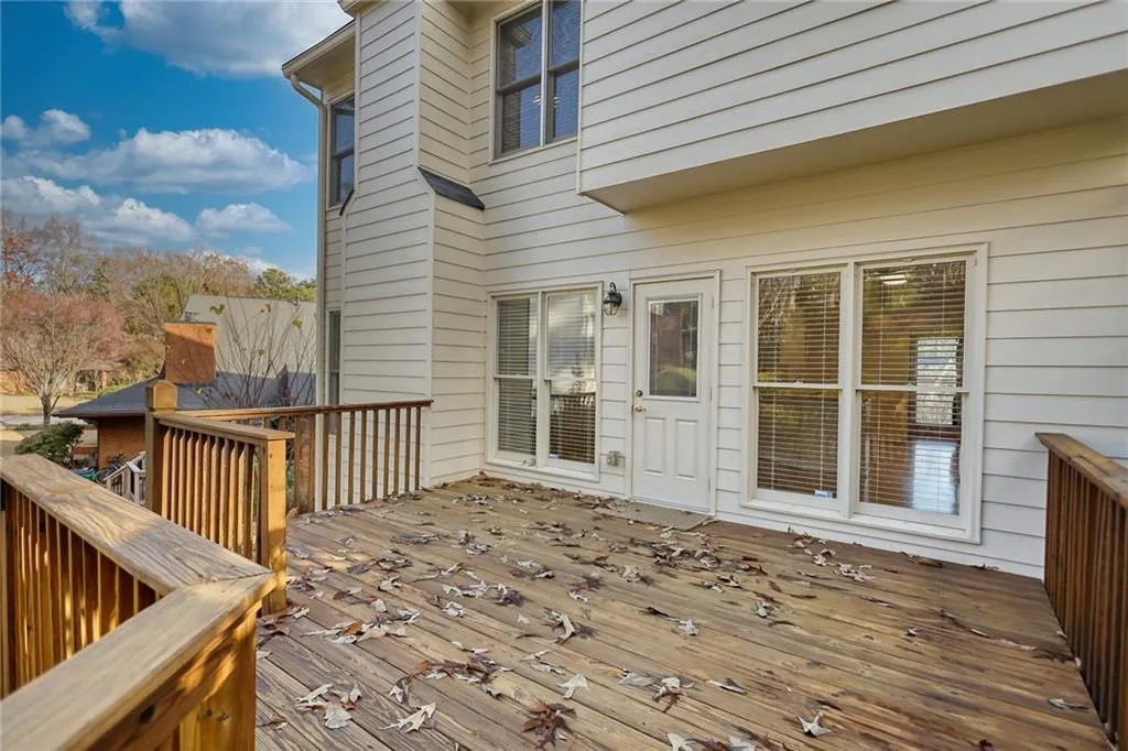 310 Halah Circle Ne, Sandy Springs, Georgia 30328, 3 Bedrooms Bedrooms, ,2 BathroomsBathrooms,Residential,Sold,310 Halah Circle Ne,7154886