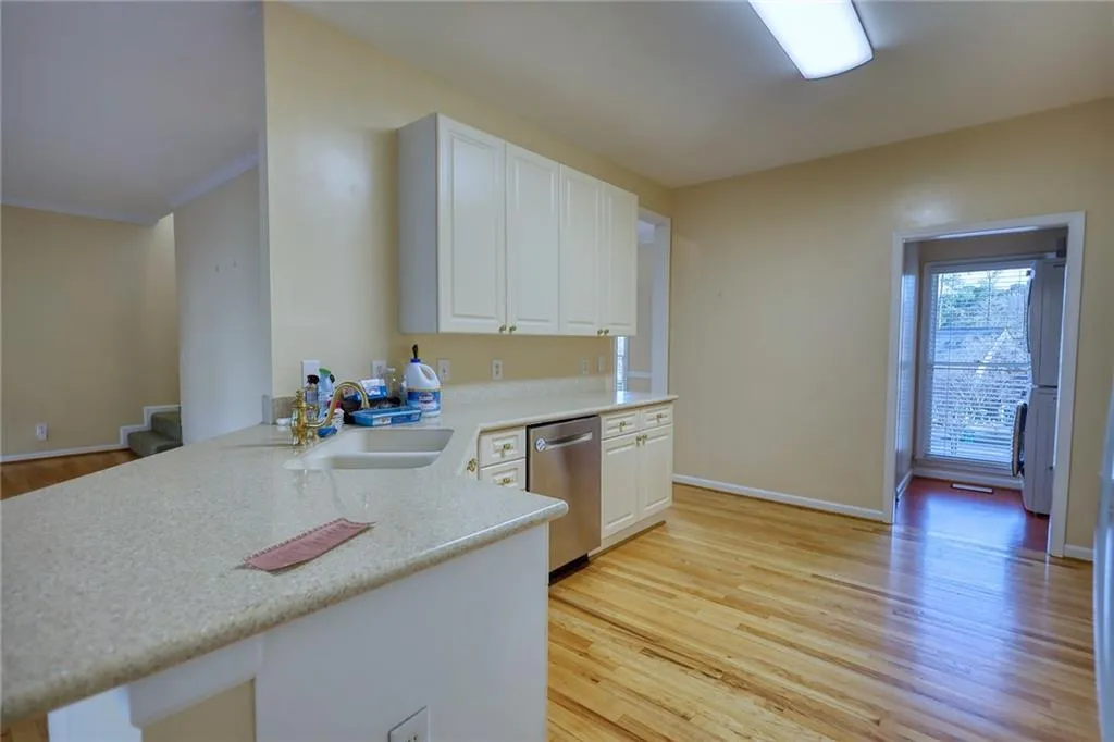 310 Halah Circle Ne, Sandy Springs, Georgia 30328, 3 Bedrooms Bedrooms, ,2 BathroomsBathrooms,Residential,Sold,310 Halah Circle Ne,7154886