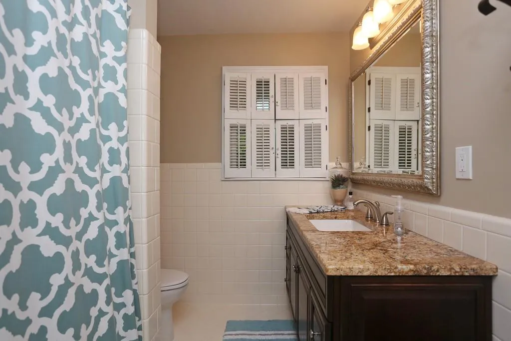 6855 Castleton Drive, Sandy Springs, Georgia 30328, 4 Bedrooms Bedrooms, ,3 BathroomsBathrooms,Residential,Sold,6855 Castleton Drive,5556677