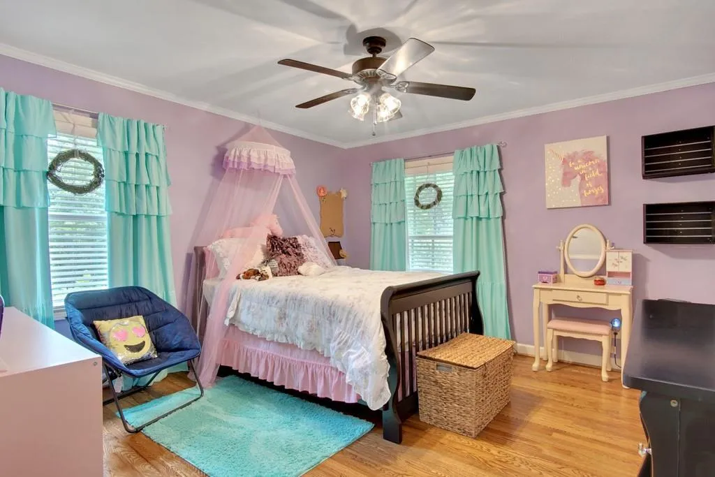 5535 Cross Gate Court Nw, Atlanta, Georgia 30327, 5 Bedrooms Bedrooms, ,3 BathroomsBathrooms,Residential,Sold,5535 Cross Gate Court Nw,6750915