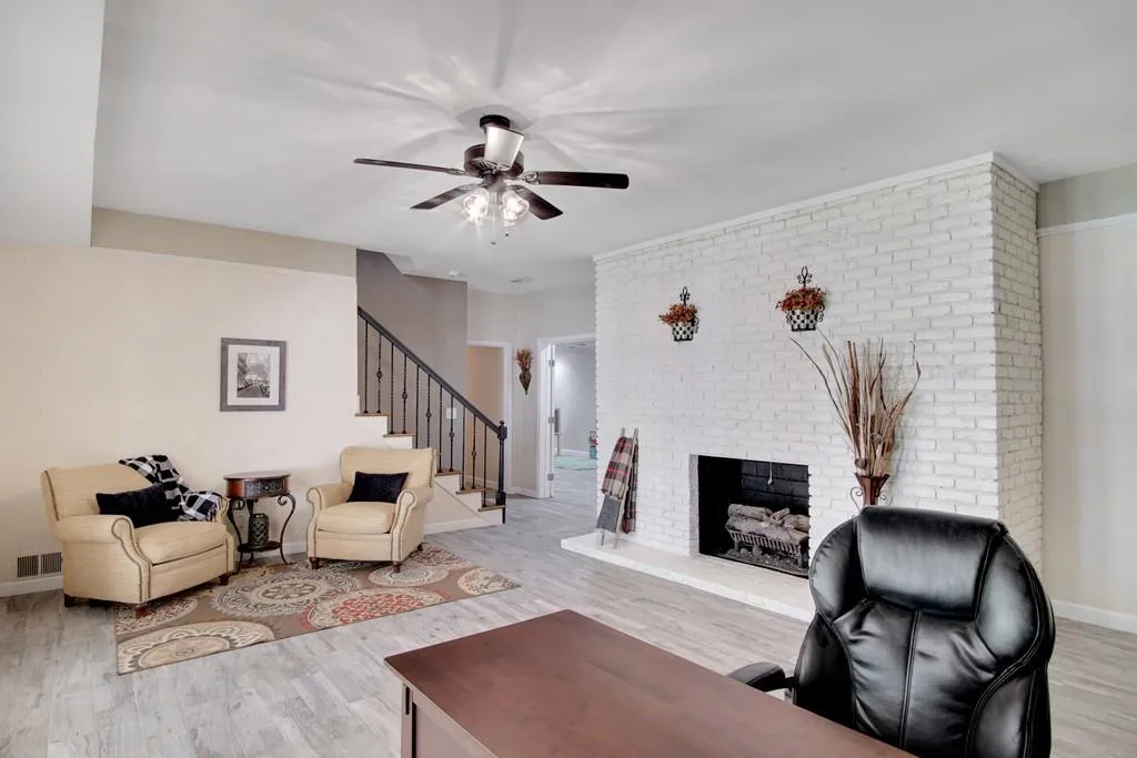 5535 Cross Gate Court Nw, Atlanta, Georgia 30327, 5 Bedrooms Bedrooms, ,3 BathroomsBathrooms,Residential,Sold,5535 Cross Gate Court Nw,6750915