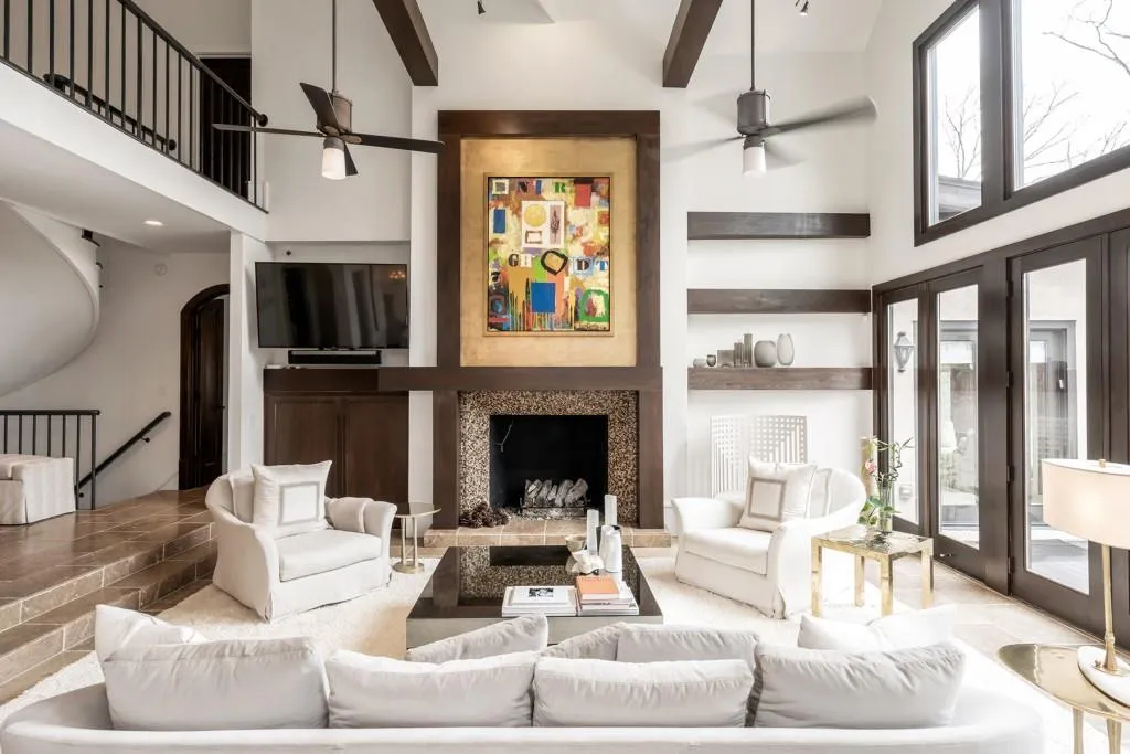 8 Powers Chase Circle, Sandy Springs, Georgia 30327, 4 Bedrooms Bedrooms, ,5 BathroomsBathrooms,Residential,Sold,8 Powers Chase Circle,6695142