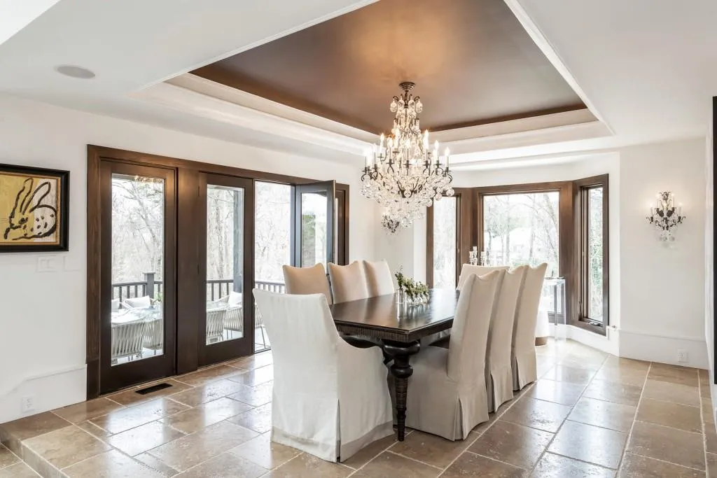 8 Powers Chase Circle, Sandy Springs, Georgia 30327, 4 Bedrooms Bedrooms, ,5 BathroomsBathrooms,Residential,Sold,8 Powers Chase Circle,6695142