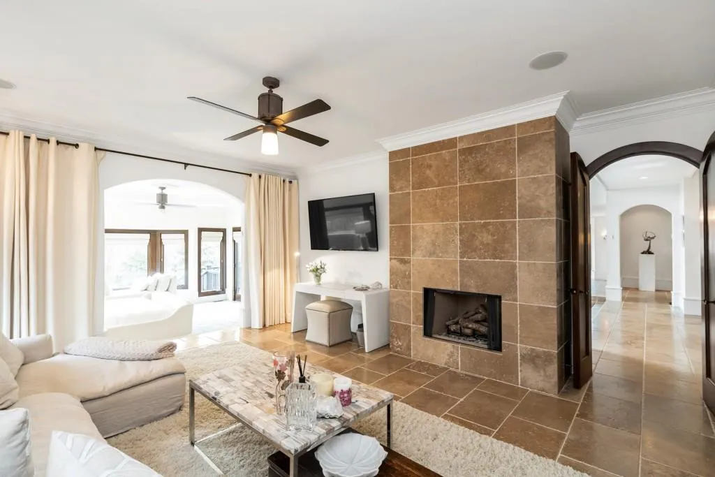 8 Powers Chase Circle, Sandy Springs, Georgia 30327, 4 Bedrooms Bedrooms, ,5 BathroomsBathrooms,Residential,Sold,8 Powers Chase Circle,6695142