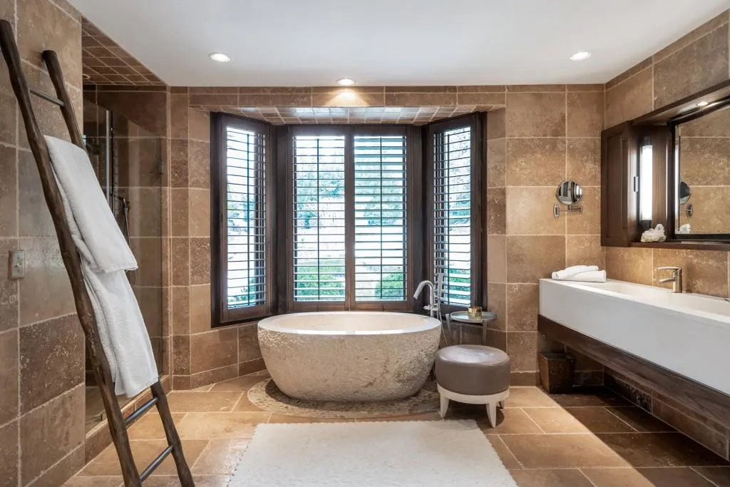 8 Powers Chase Circle, Sandy Springs, Georgia 30327, 4 Bedrooms Bedrooms, ,5 BathroomsBathrooms,Residential,Sold,8 Powers Chase Circle,6695142