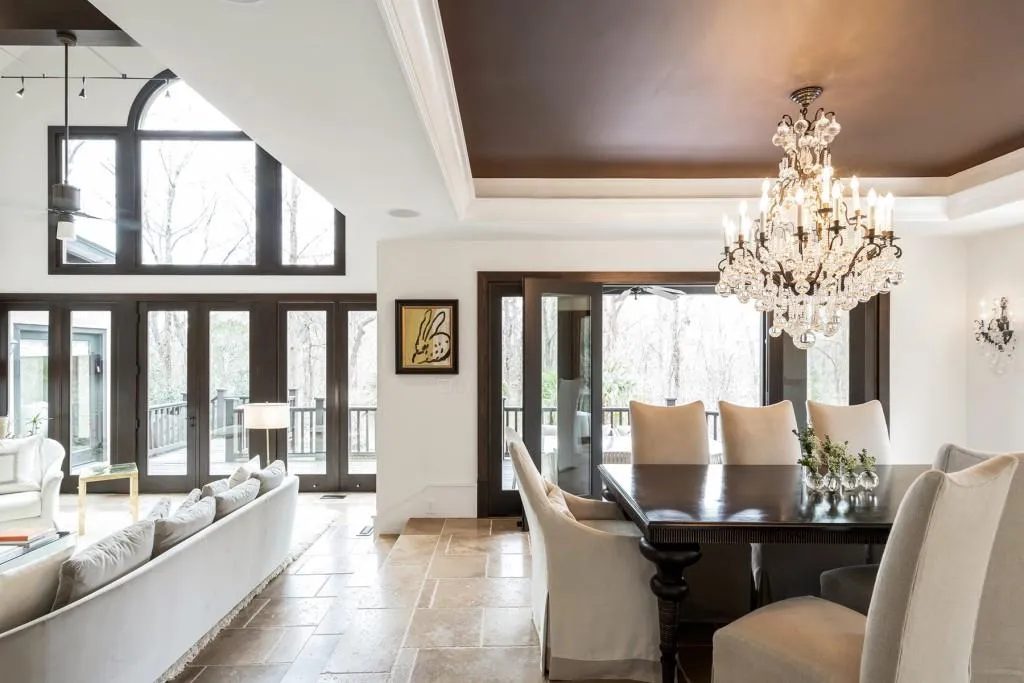 8 Powers Chase Circle, Sandy Springs, Georgia 30327, 4 Bedrooms Bedrooms, ,5 BathroomsBathrooms,Residential,Sold,8 Powers Chase Circle,6695142