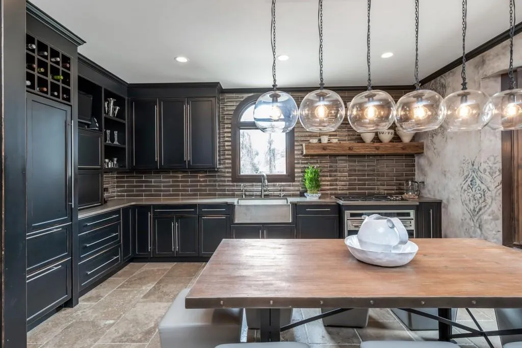 8 Powers Chase Circle, Sandy Springs, Georgia 30327, 4 Bedrooms Bedrooms, ,5 BathroomsBathrooms,Residential,Sold,8 Powers Chase Circle,6695142