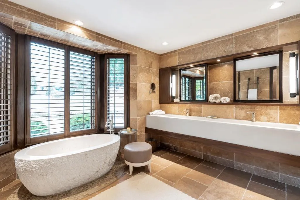 8 Powers Chase Circle, Sandy Springs, Georgia 30327, 4 Bedrooms Bedrooms, ,5 BathroomsBathrooms,Residential,Sold,8 Powers Chase Circle,6695142