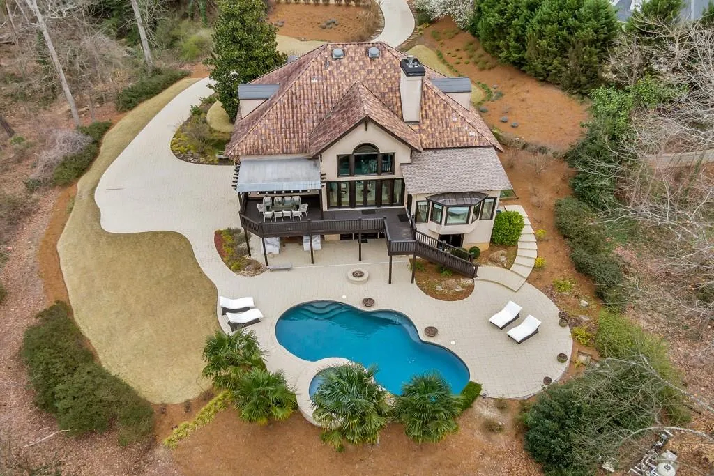 8 Powers Chase Circle, Sandy Springs, Georgia 30327, 4 Bedrooms Bedrooms, ,5 BathroomsBathrooms,Residential,Sold,8 Powers Chase Circle,6695142