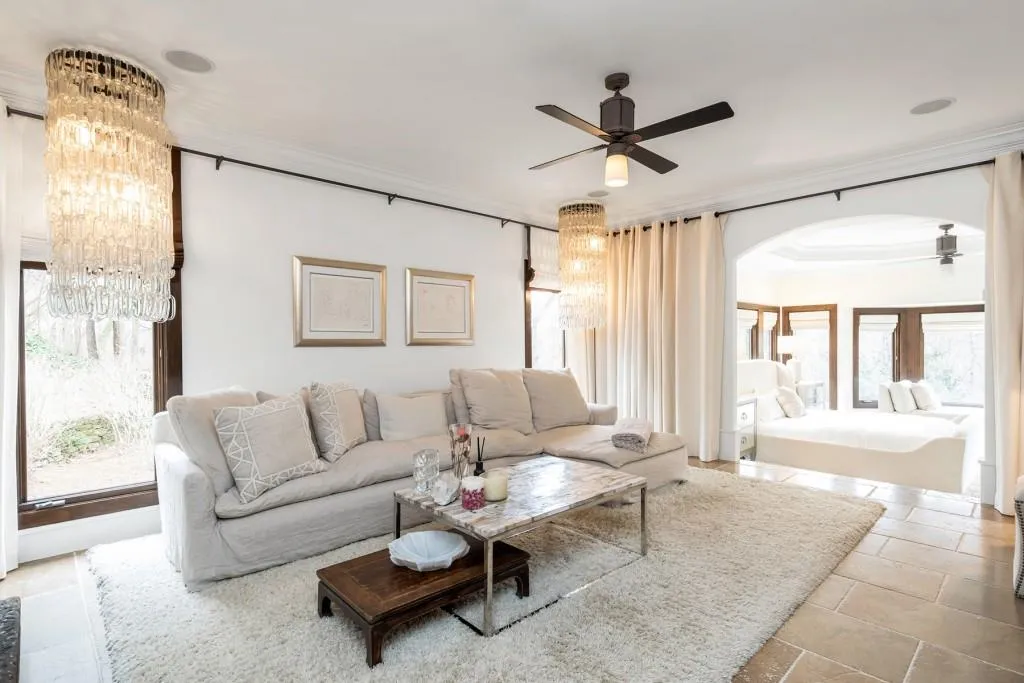 8 Powers Chase Circle, Sandy Springs, Georgia 30327, 4 Bedrooms Bedrooms, ,5 BathroomsBathrooms,Residential,Sold,8 Powers Chase Circle,6695142