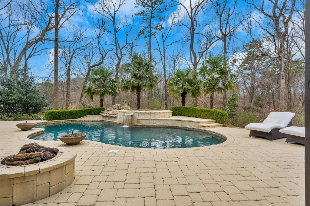 8 Powers Chase Circle, Sandy Springs, Georgia 30327, 4 Bedrooms Bedrooms, ,5 BathroomsBathrooms,Residential,Sold,8 Powers Chase Circle,6695142