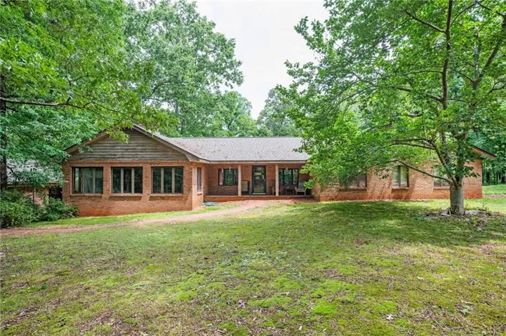 801 Buford Carey Road, Hull, Georgia 30646