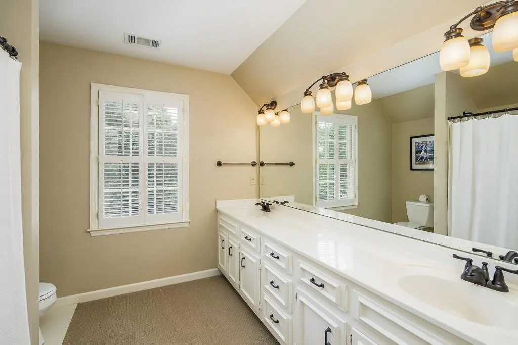 7885 Landowne Drive, Sandy Springs, Georgia 30350, 5 Bedrooms Bedrooms, ,4 BathroomsBathrooms,Residential,Sold,7885 Landowne Drive,6573196