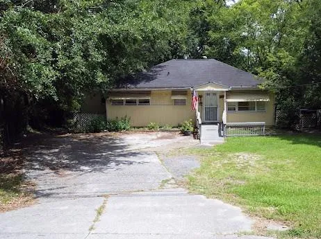 5017 Oakdale Road Se, Smyrna, Georgia 30080
