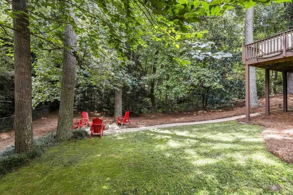260 River Springs Drive, Atlanta, Georgia 30328, 4 Bedrooms Bedrooms, ,3 BathroomsBathrooms,Residential,Sold,260 River Springs Drive,6936075