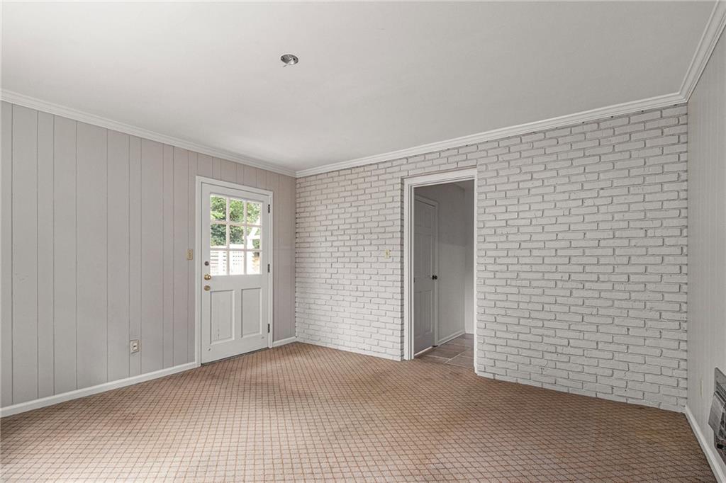 3225 Jett Ferry Court, Sandy Springs, Georgia 30350, 7 Bedrooms Bedrooms, ,5 BathroomsBathrooms,Residential,Sold,3225 Jett Ferry Court,7247718