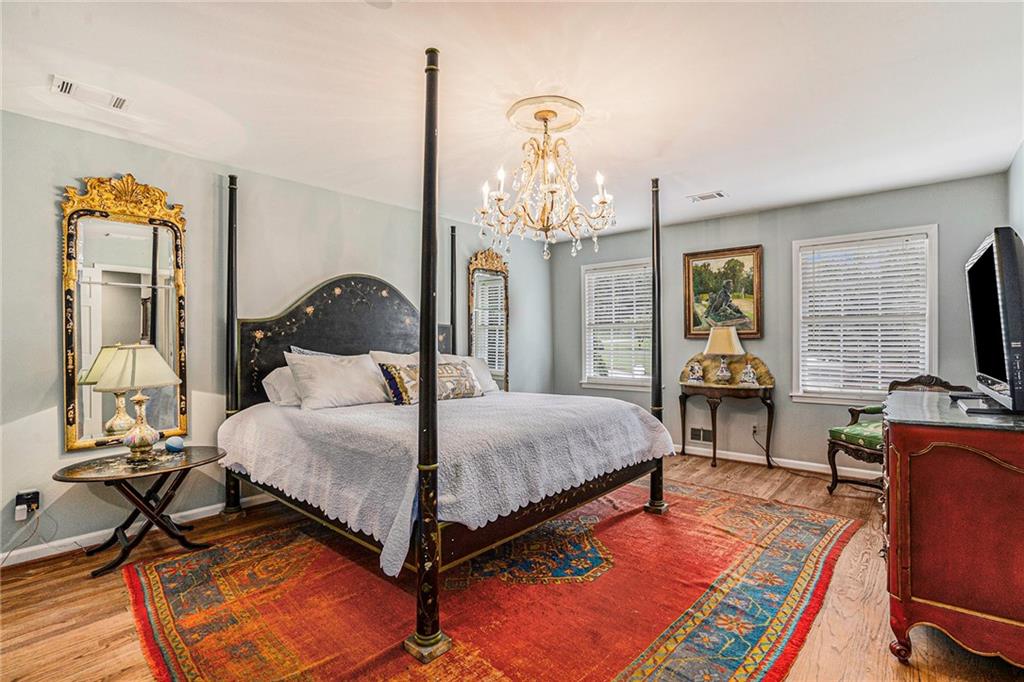 3225 Jett Ferry Court, Sandy Springs, Georgia 30350, 7 Bedrooms Bedrooms, ,5 BathroomsBathrooms,Residential,Sold,3225 Jett Ferry Court,7247718